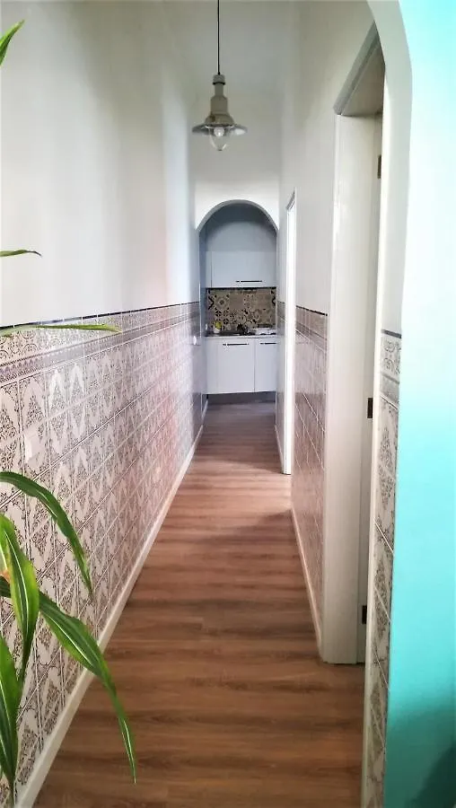 The Central Townhouse 0*, Faro