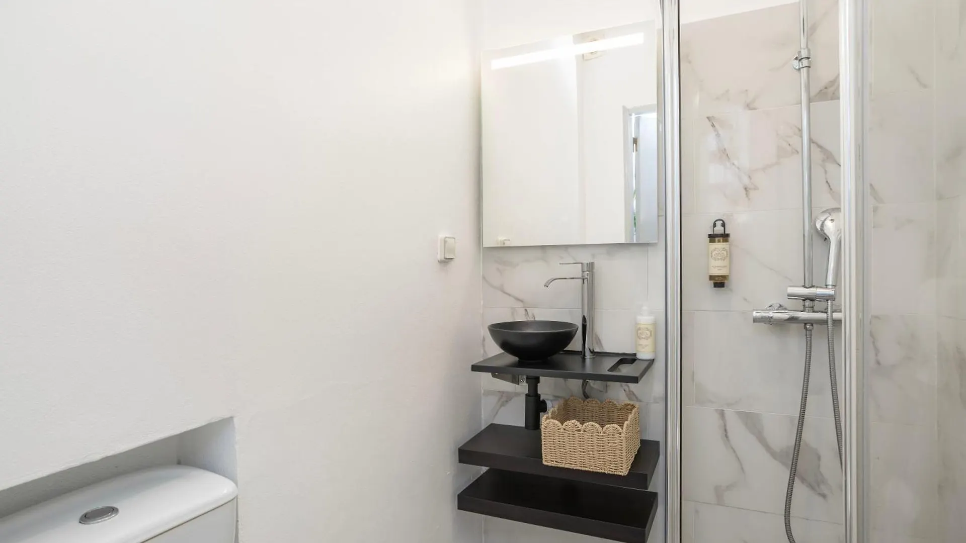 The Central Townhouse Faro